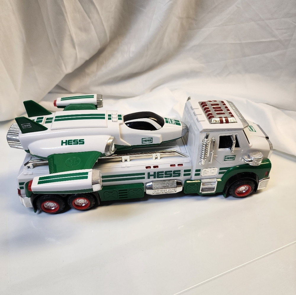 Hess flat bed & plane combo